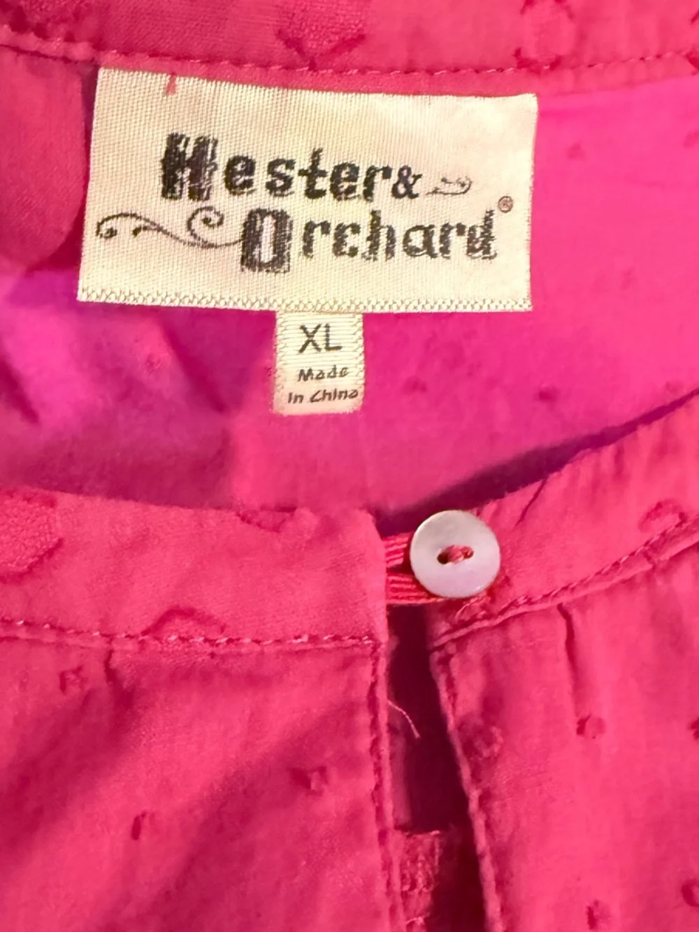 Chic 💯 %Cotton Pink Eyelet Blouse - Picture 7 of 7